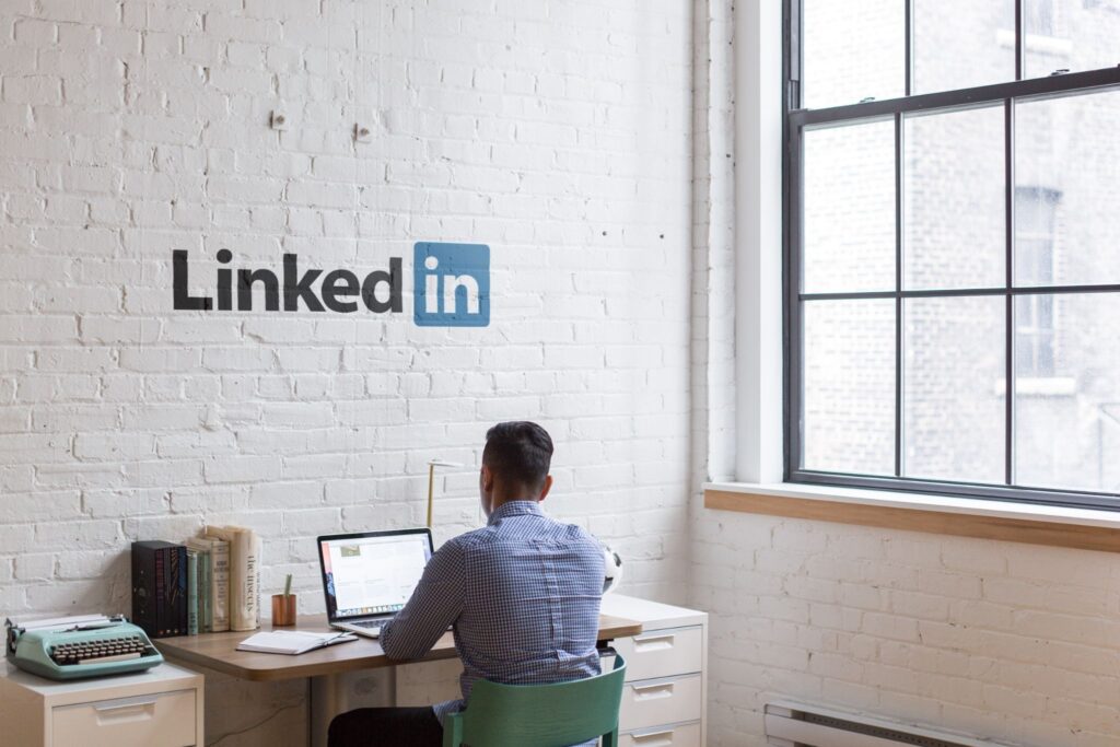 Why Is LinkedIn The Best Place For B2B Leads?